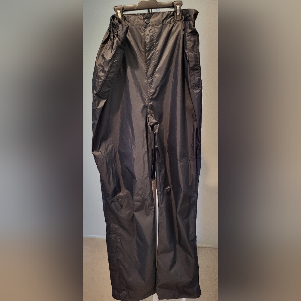Kirkland Signature Men's Black Pants
